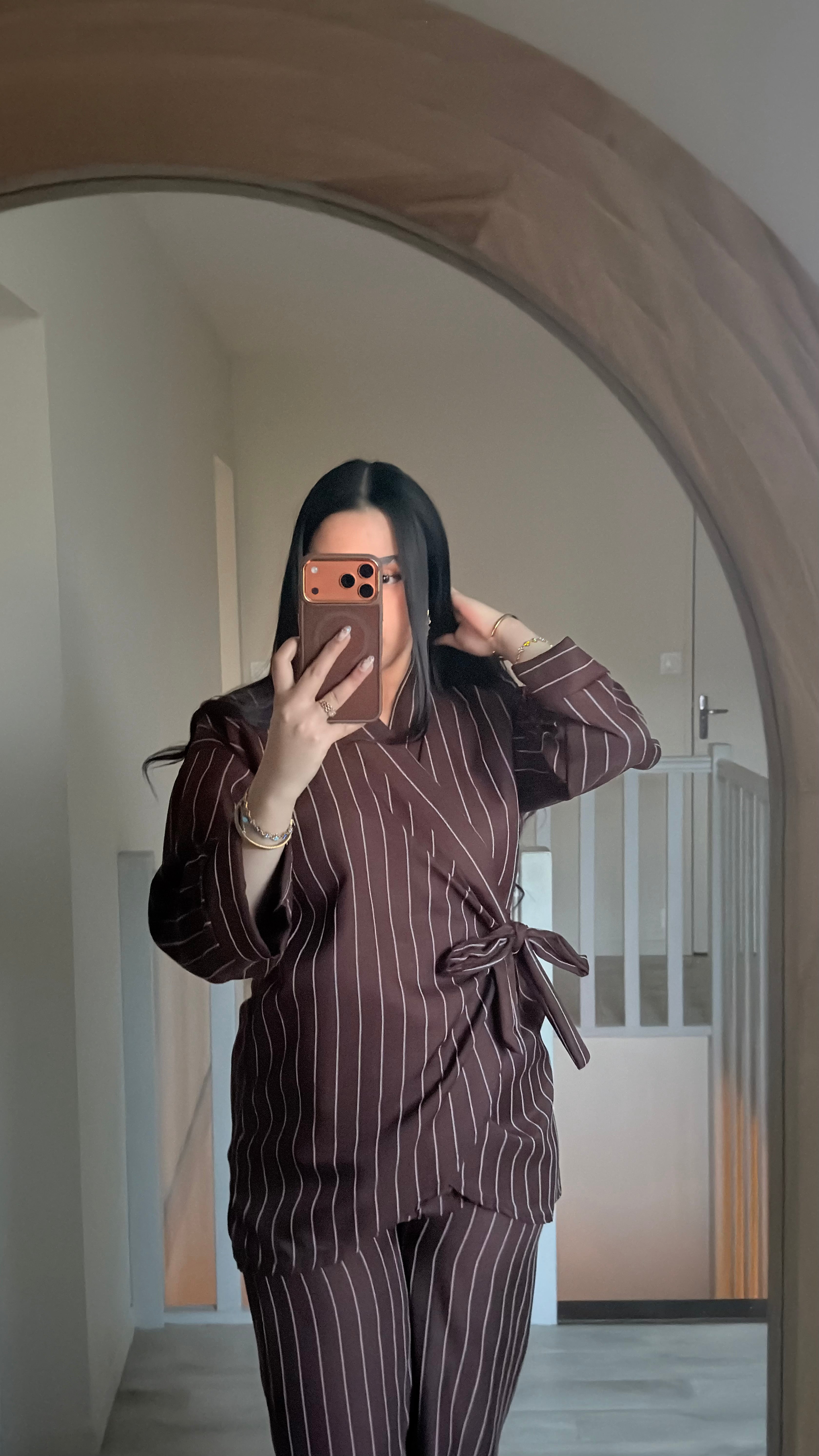 Ensemble Yara marron